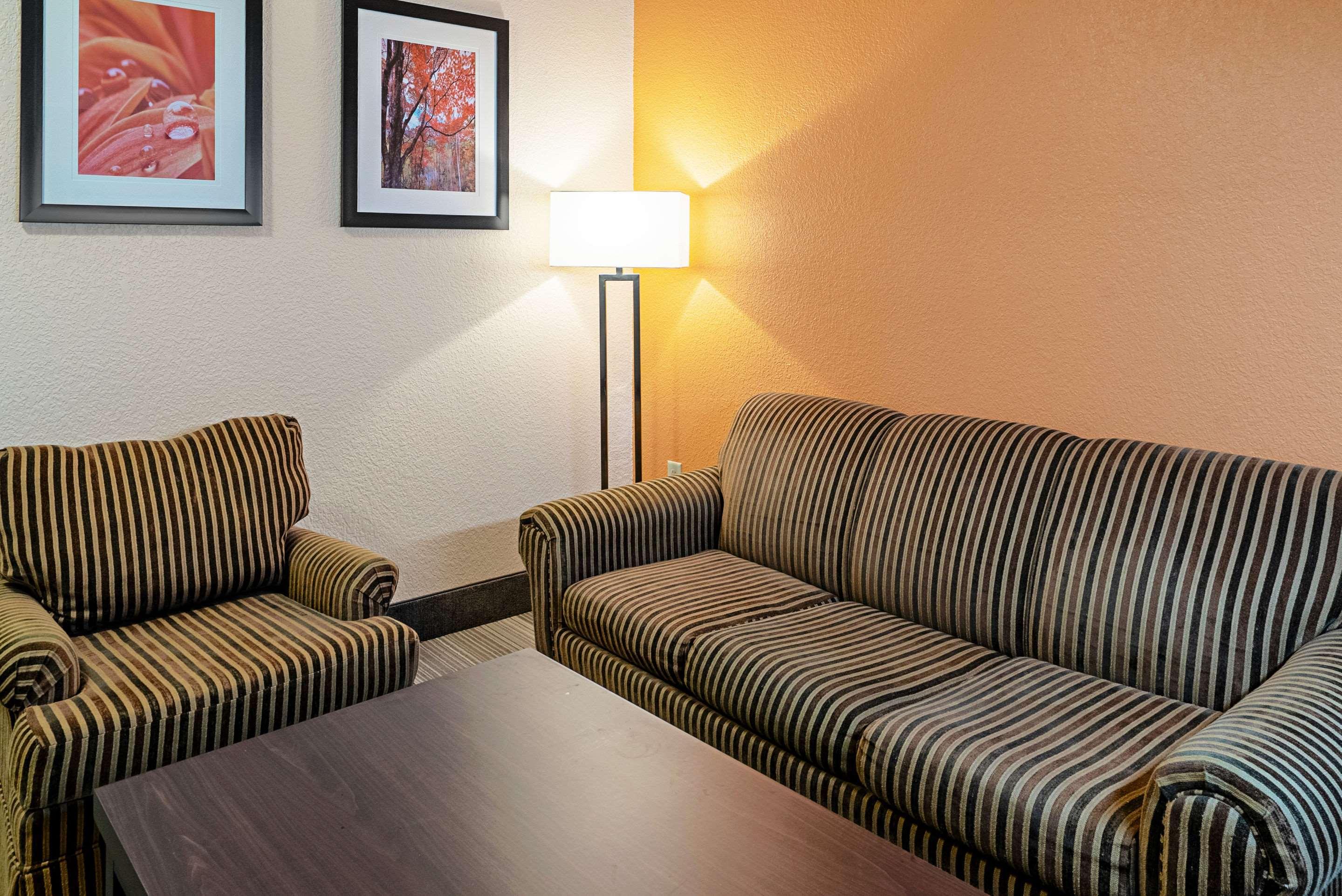 Quality Inn & Suites Роббинсвилл Экстерьер фото