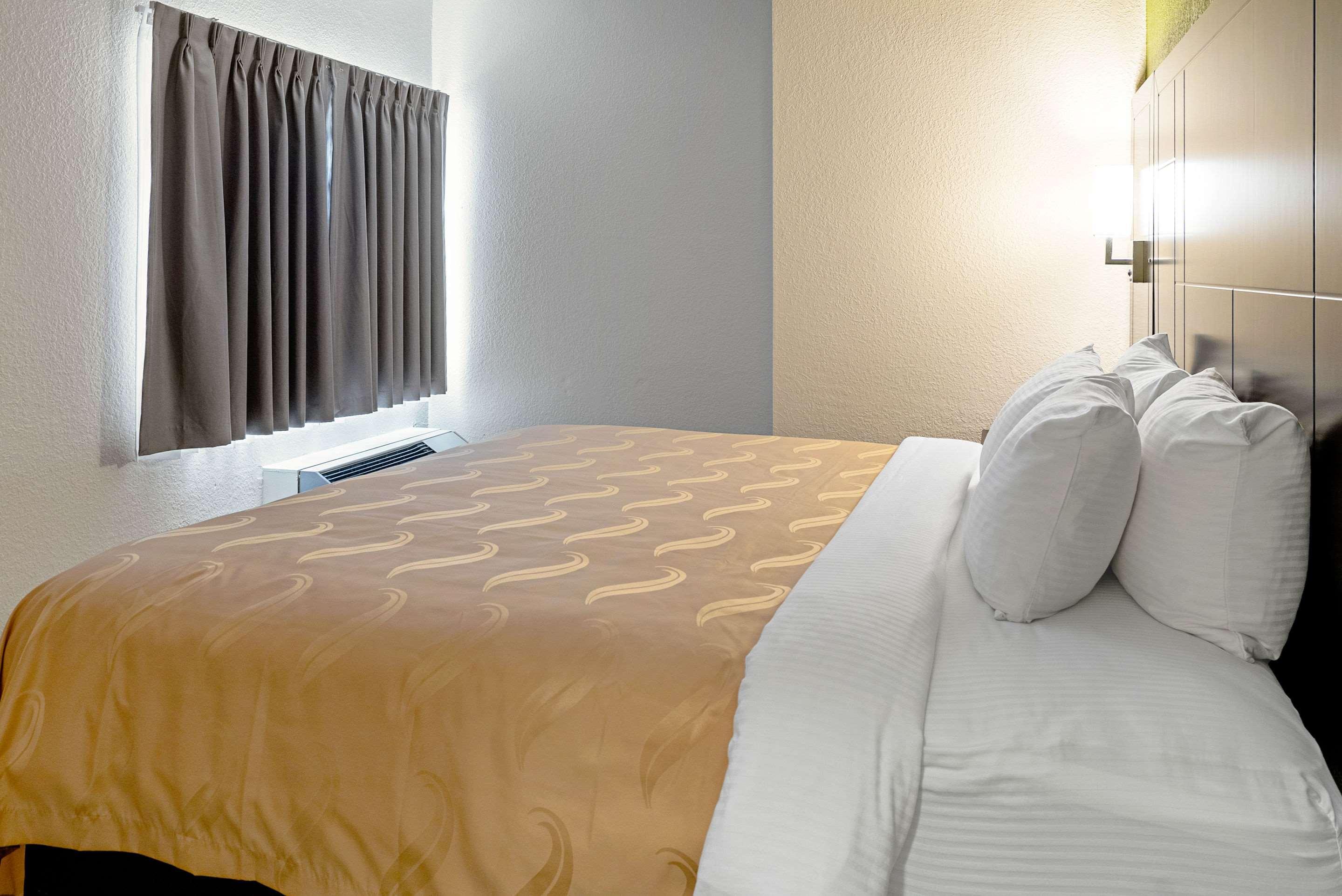 Quality Inn & Suites Роббинсвилл Экстерьер фото