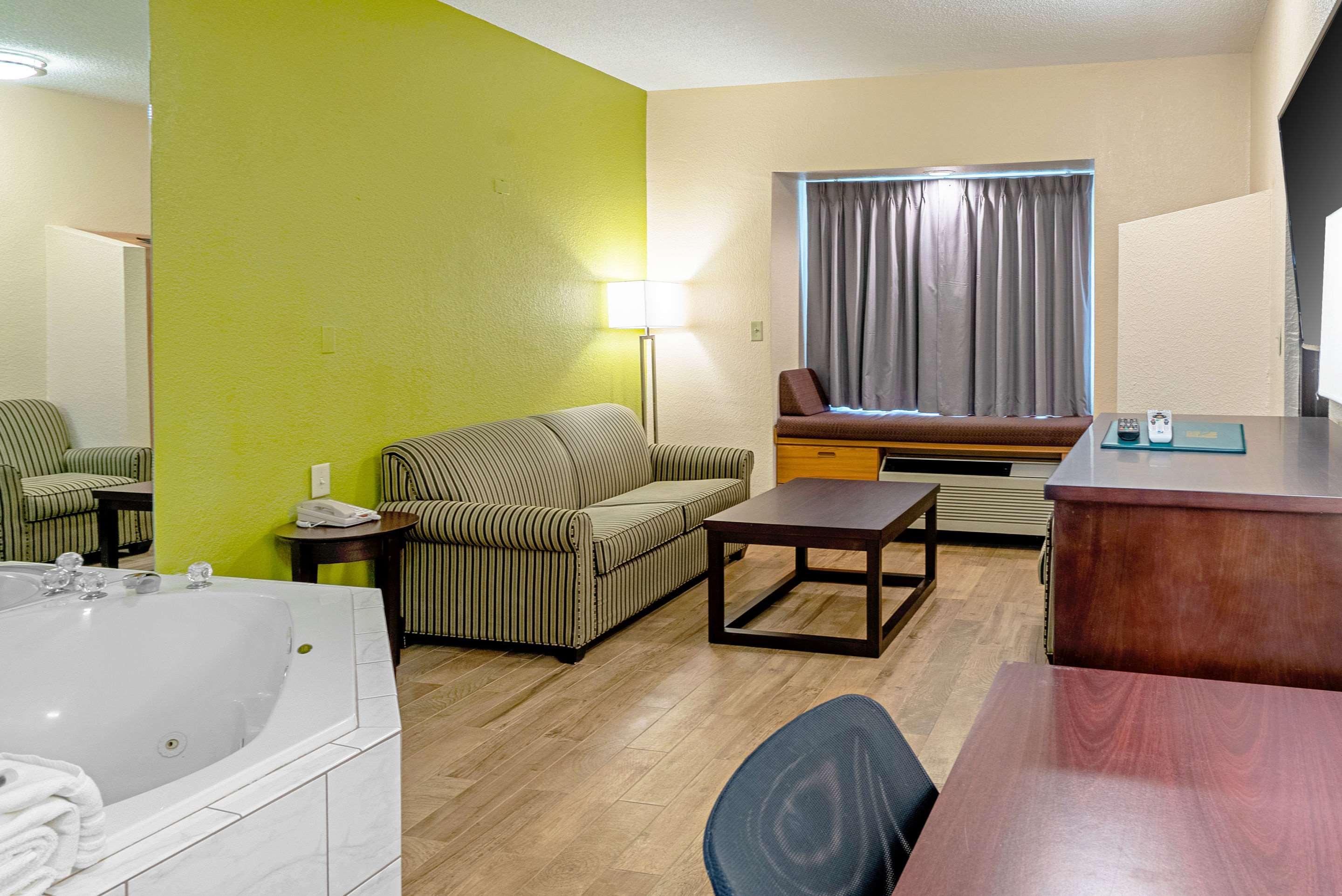 Quality Inn & Suites Роббинсвилл Экстерьер фото