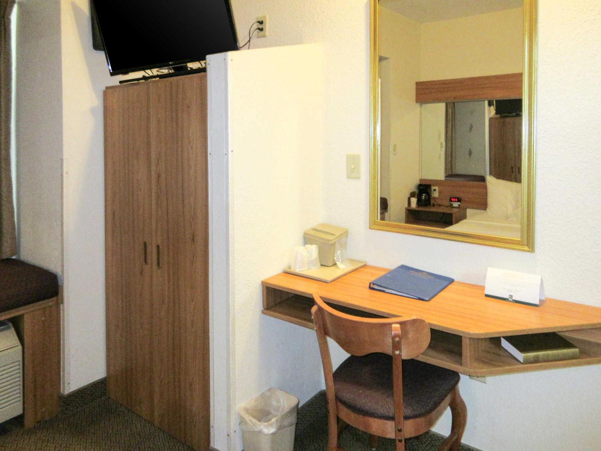 Quality Inn & Suites Роббинсвилл Экстерьер фото